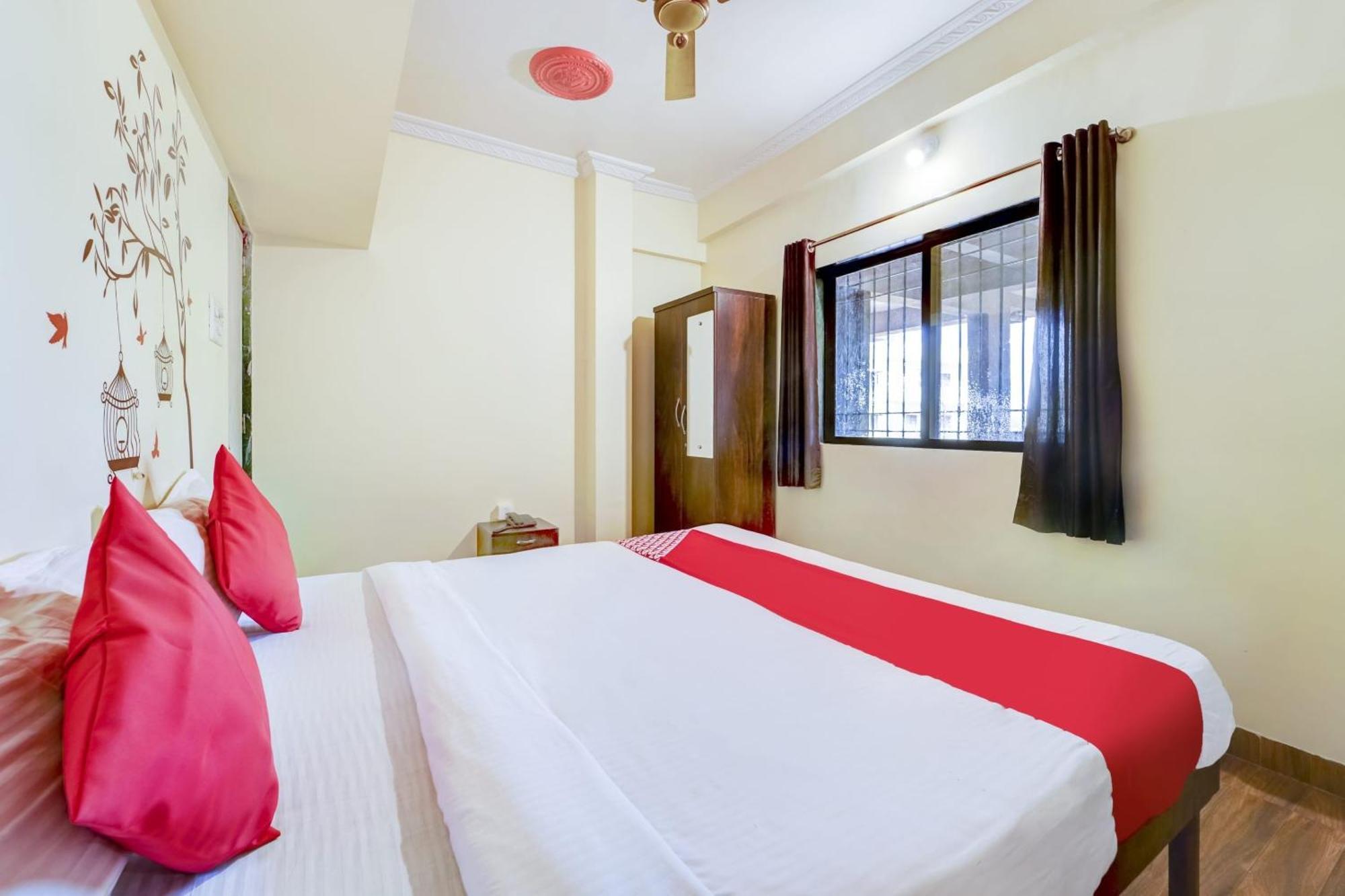 Hotel O Sai Residenci ロナバラ エクステリア 写真