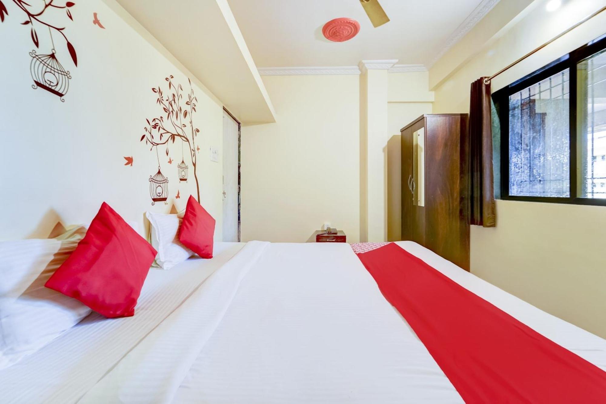 Hotel O Sai Residenci ロナバラ エクステリア 写真